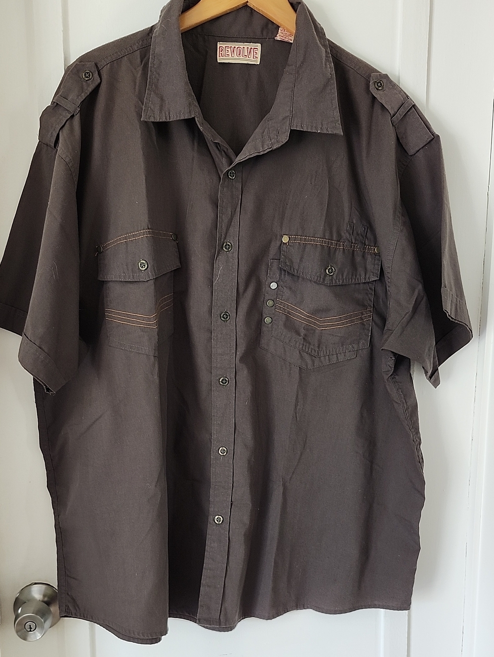 REVOLVE Men's Short-Sleeve Button-Front Utility Shirt in Dark Brown